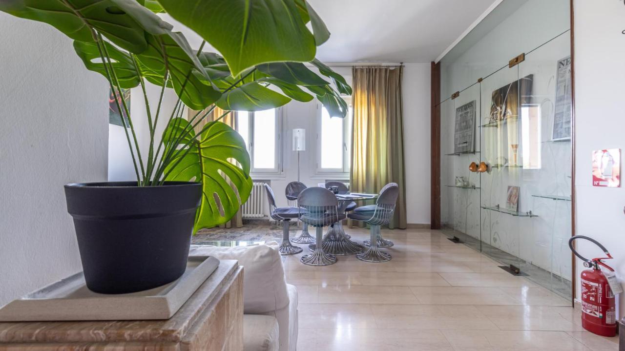 מודנה Grand Central By Alloro Su Treno - Affitti Brevi Italia מראה חיצוני תמונה