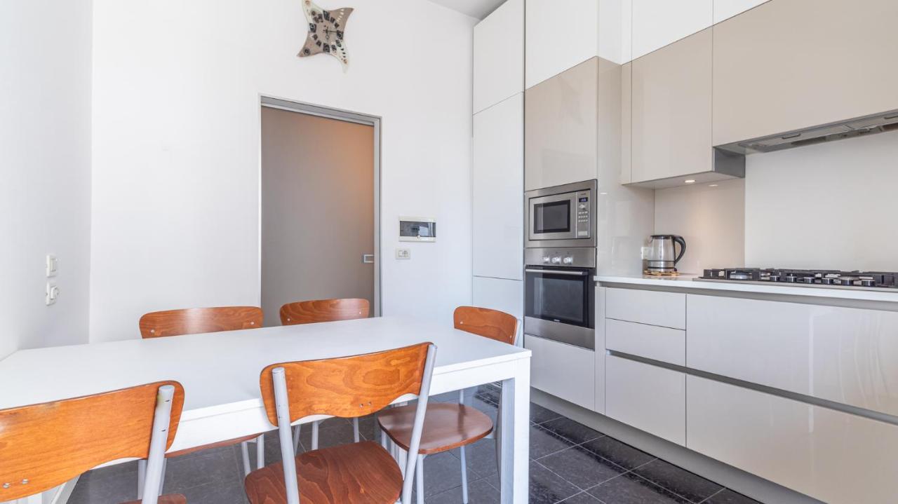 מודנה Grand Central By Alloro Su Treno - Affitti Brevi Italia מראה חיצוני תמונה