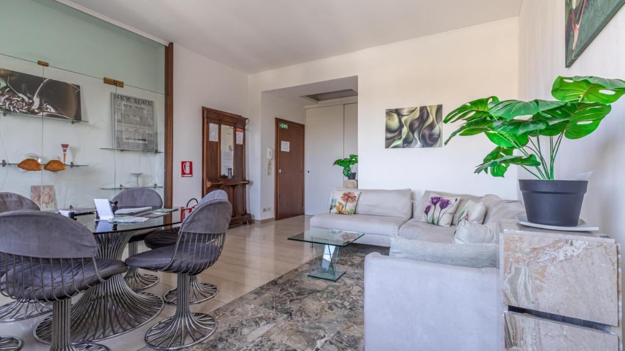 מודנה Grand Central By Alloro Su Treno - Affitti Brevi Italia מראה חיצוני תמונה